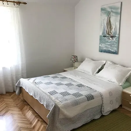 Apartament Bouzas Kaštela